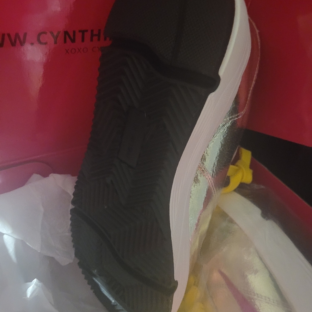 Cynthia Richard Sneakers - Picture 5 of 9